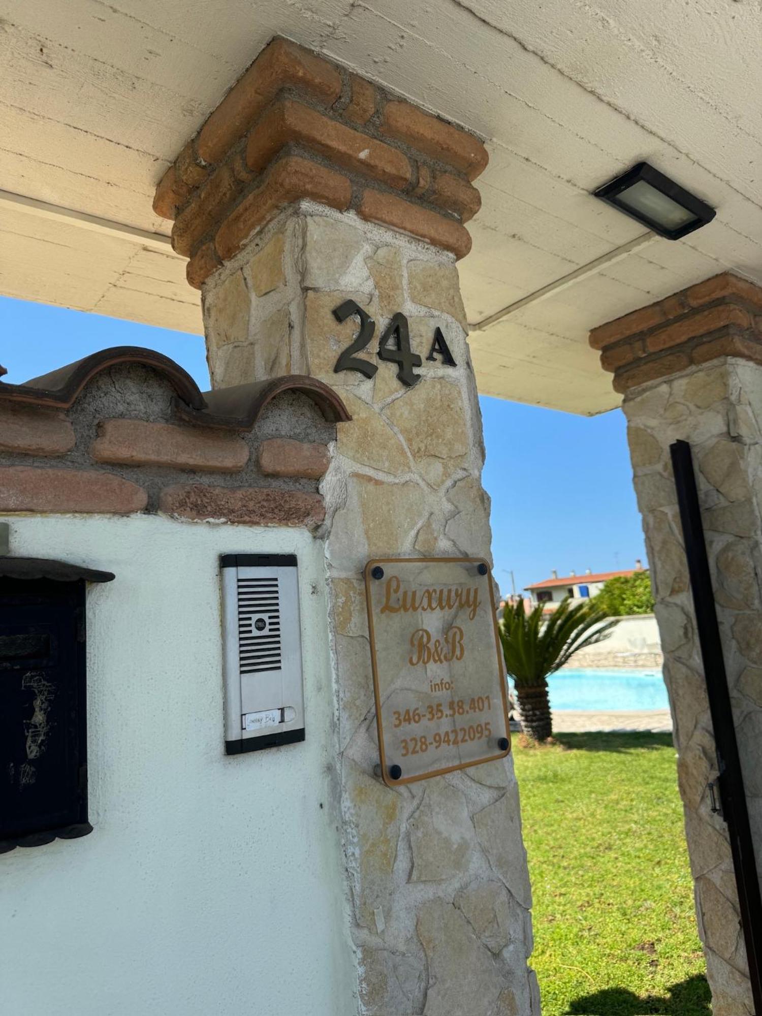 Villa Gold House Luxury Anzio Esterno foto