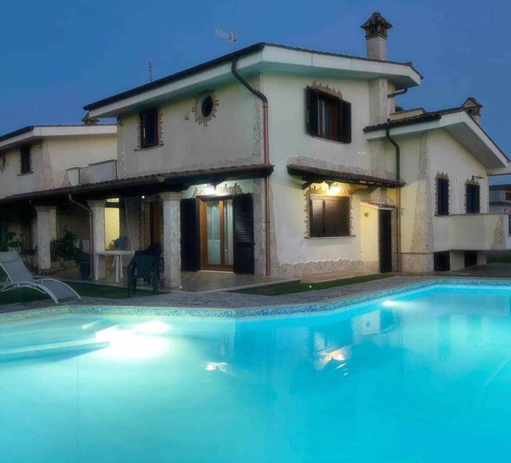 Villa Gold House Luxury Anzio Esterno foto